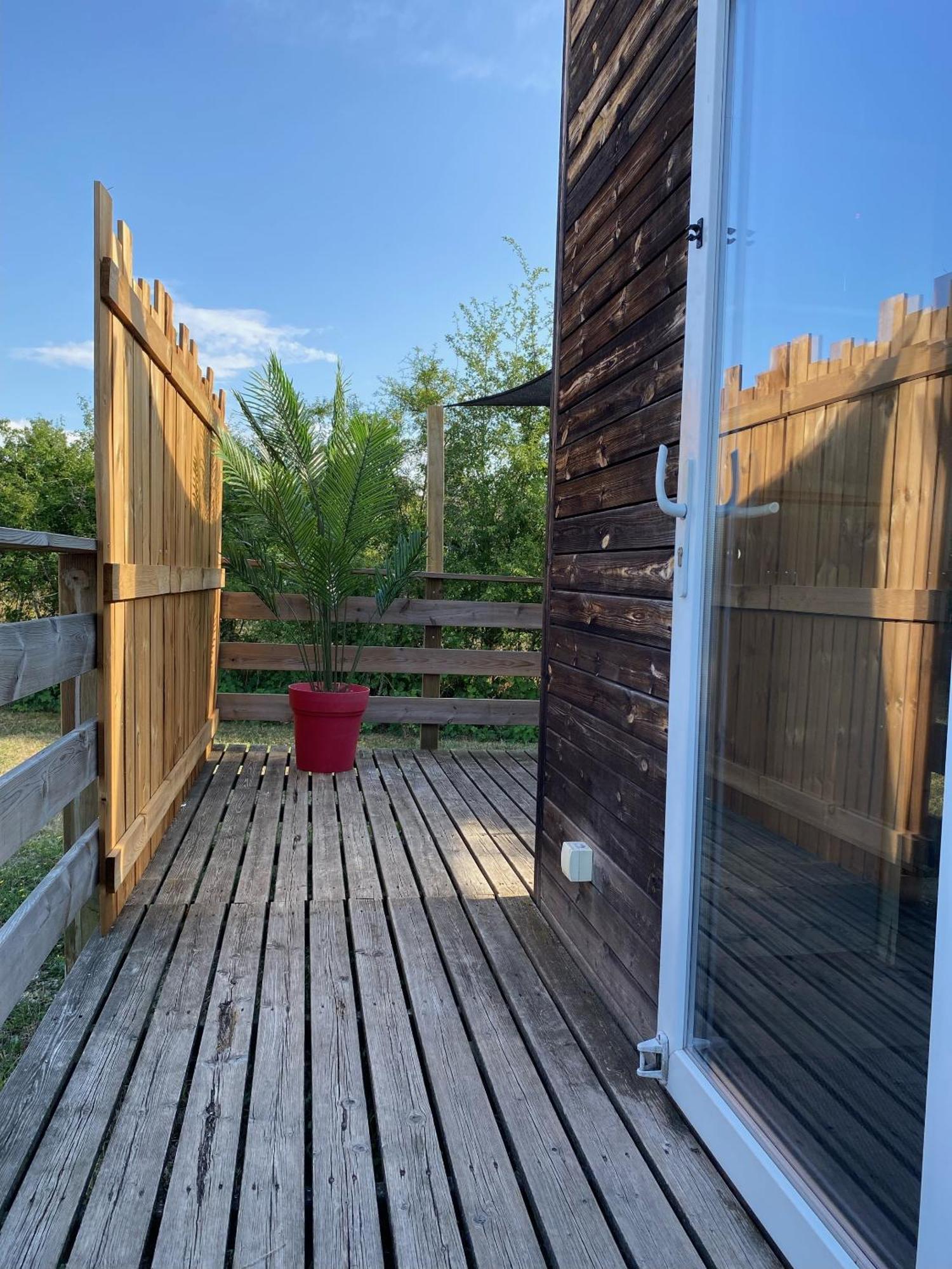 Les Lodges Saint-Léger-sur-Dheune Rom bilde